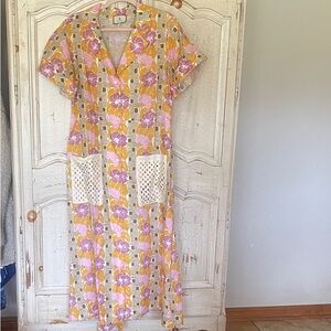 Retro Floral Meriweather Dress
by Tuckernuck